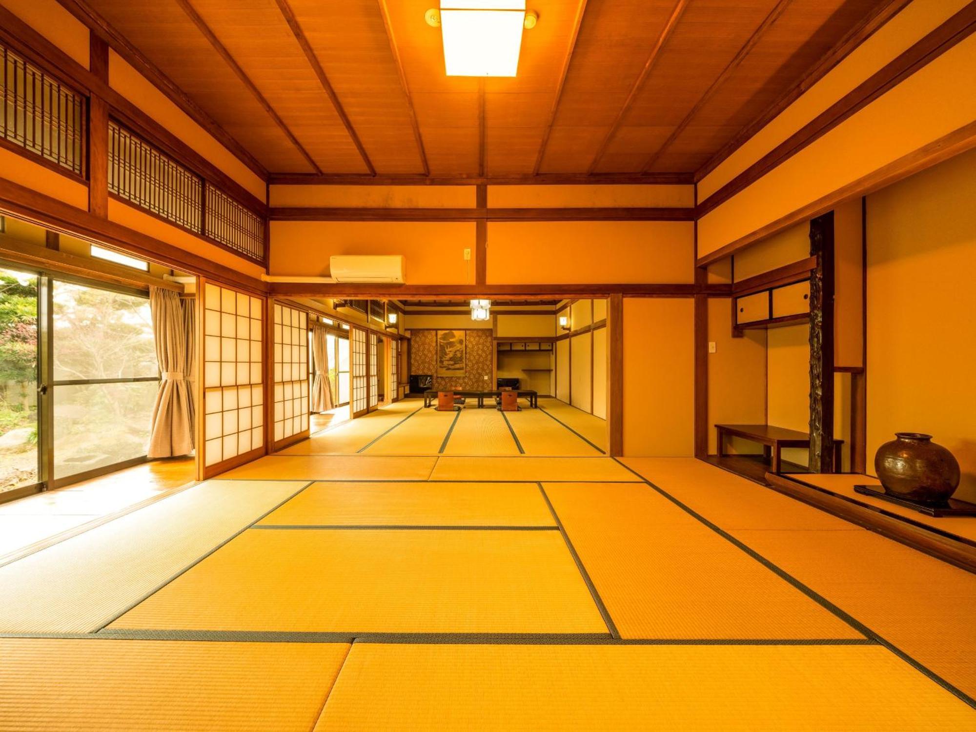 Ooedo Onsen Monogatari Hotel Ranpu 平戸市 外观 照片