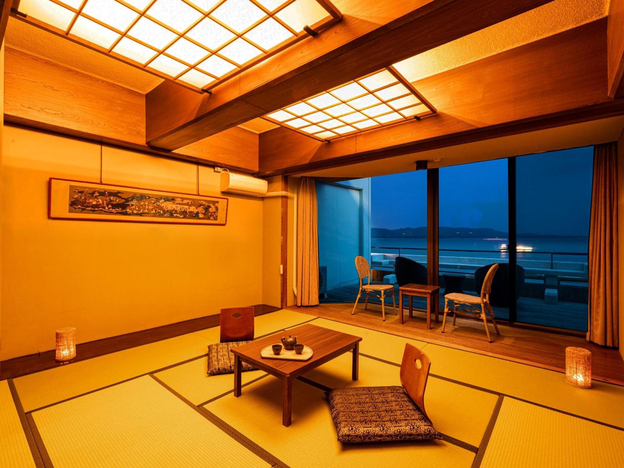 Ooedo Onsen Monogatari Hotel Ranpu 平戸市 外观 照片