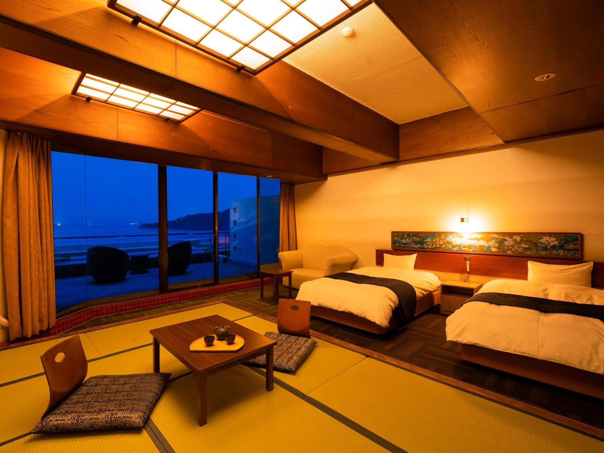 Ooedo Onsen Monogatari Hotel Ranpu 平戸市 外观 照片